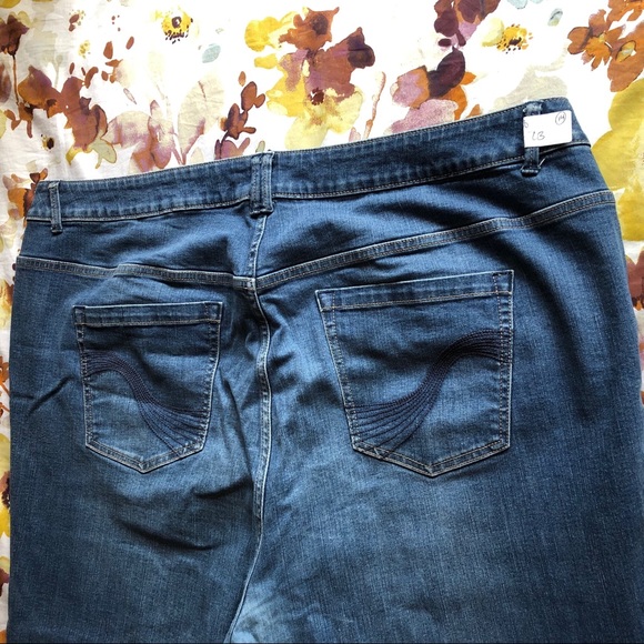 Lane Bryant Slim Boot Genius Fit Size 28 - Picture 3 of 4